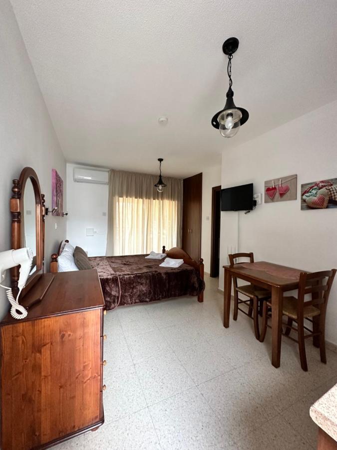 Ferienwohnung Estia Vasilis Manoli Agia Napa Exterior foto